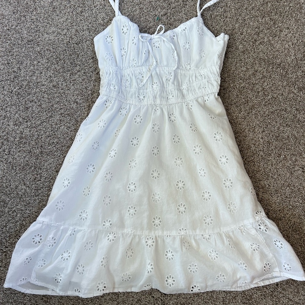 Hollister Eyelet Channeled Mini Dress. Y2K inspired. 100% cotton. Milkmaid. XS - Picture 8 of 14